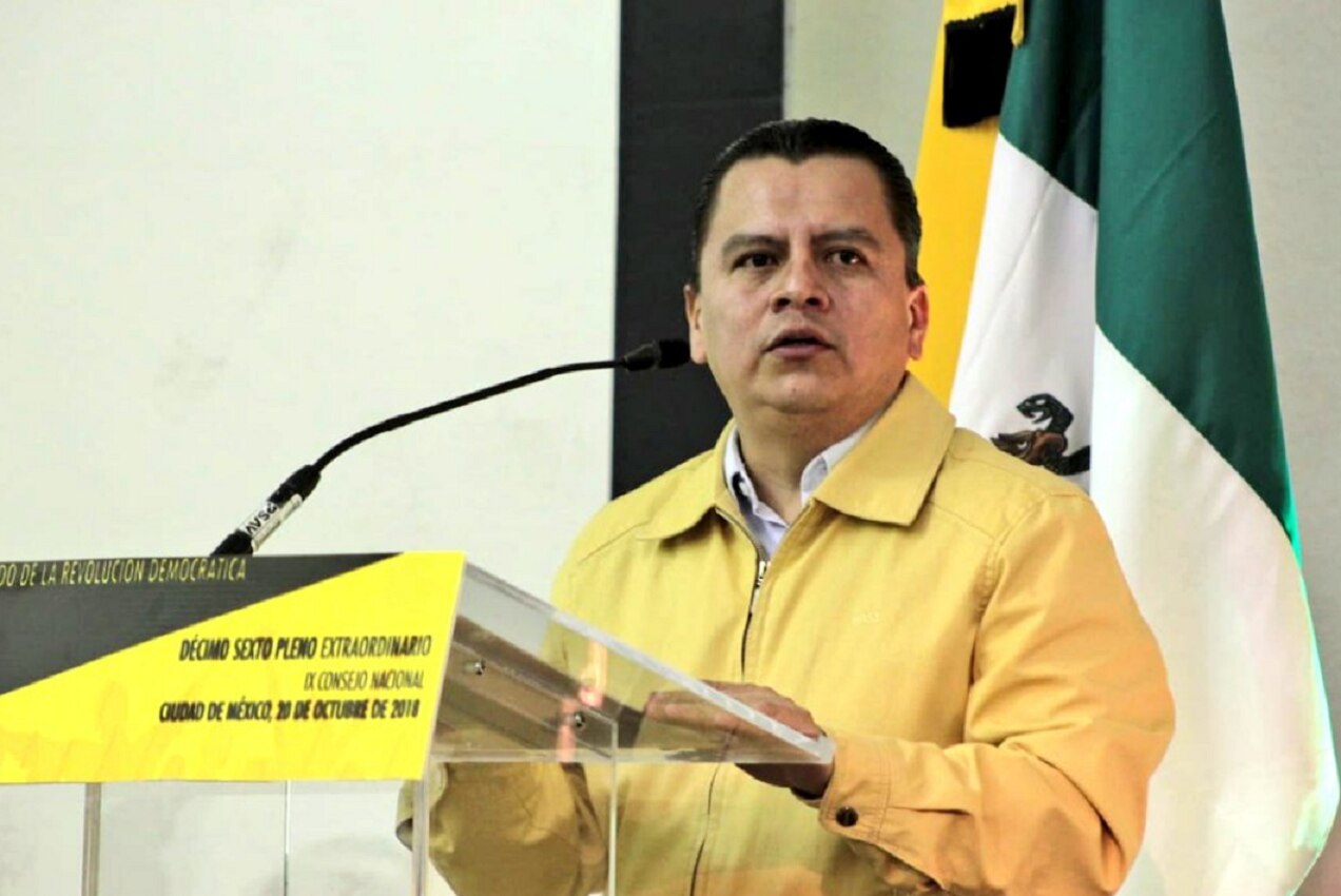 Manuel Granados renuncia a la presidencia del PRD