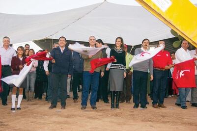 Coloca JCR la primera piedra del Cobaq 30