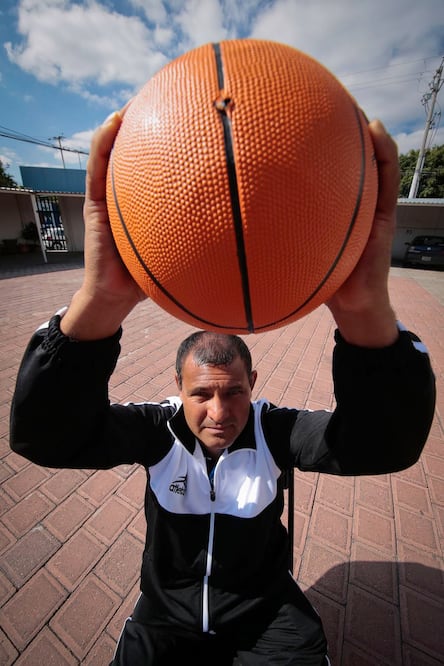Antonio señala que el deporte le ha dado muchas satisfacciones, amigos, compañeros y trabajo, “que es algo que valoro mucho” (Foto: VÍCTOR PICHARDO)