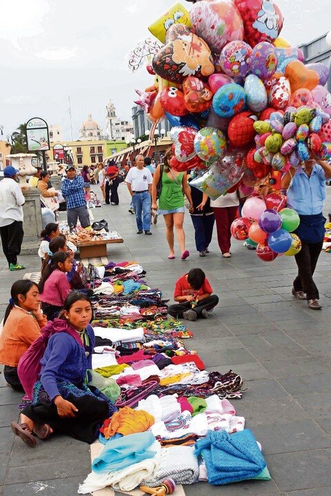 Con trabajo informal, 51%: INEGI