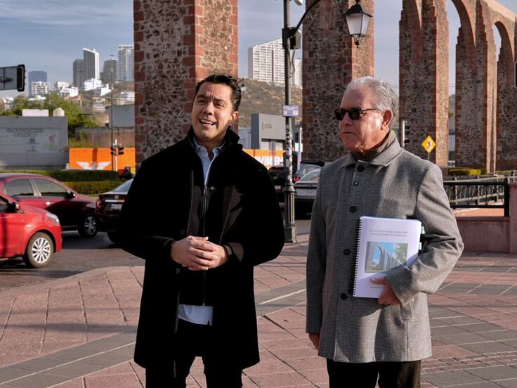 Anuncia Felifer Macías conmemoración por los 300 años del Acueducto de Querétaro