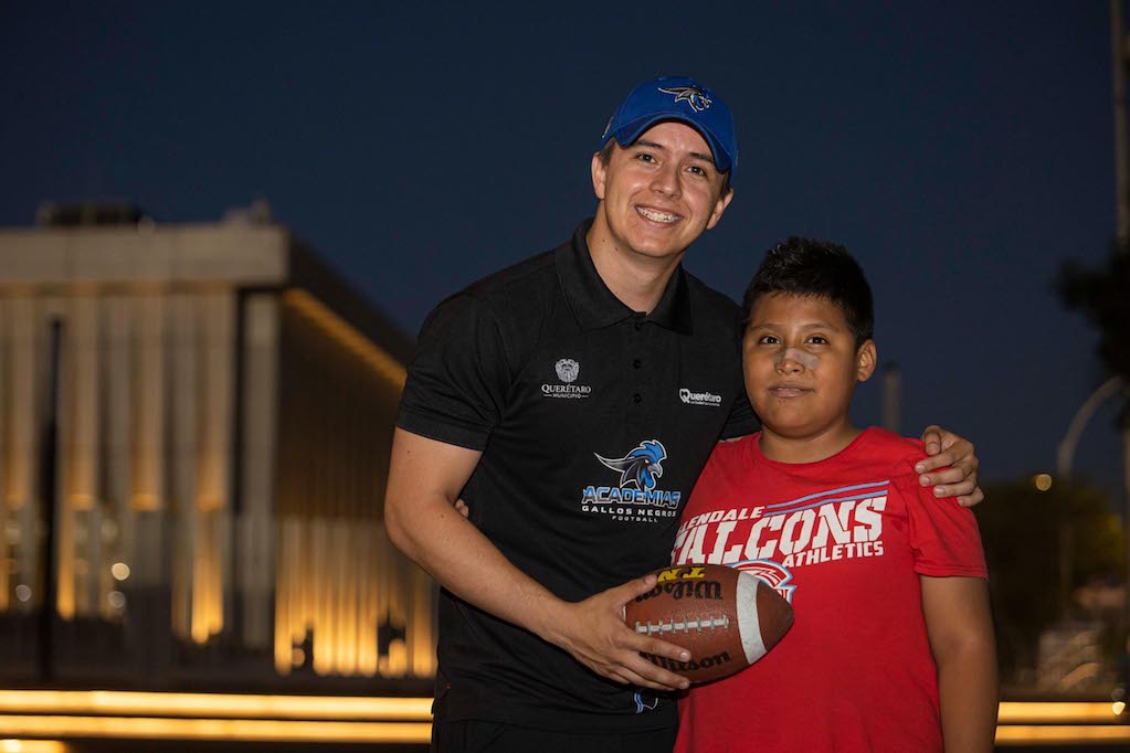 Emiliano, el jugador que vence al autismo con el tochito bandera