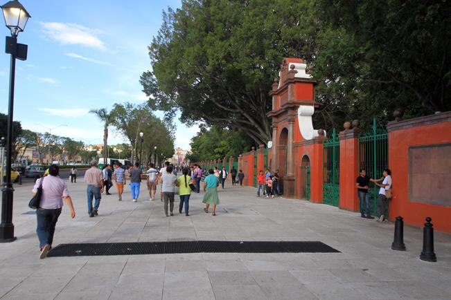 Continúan dimes y diretes en caso Alameda Hidalgo