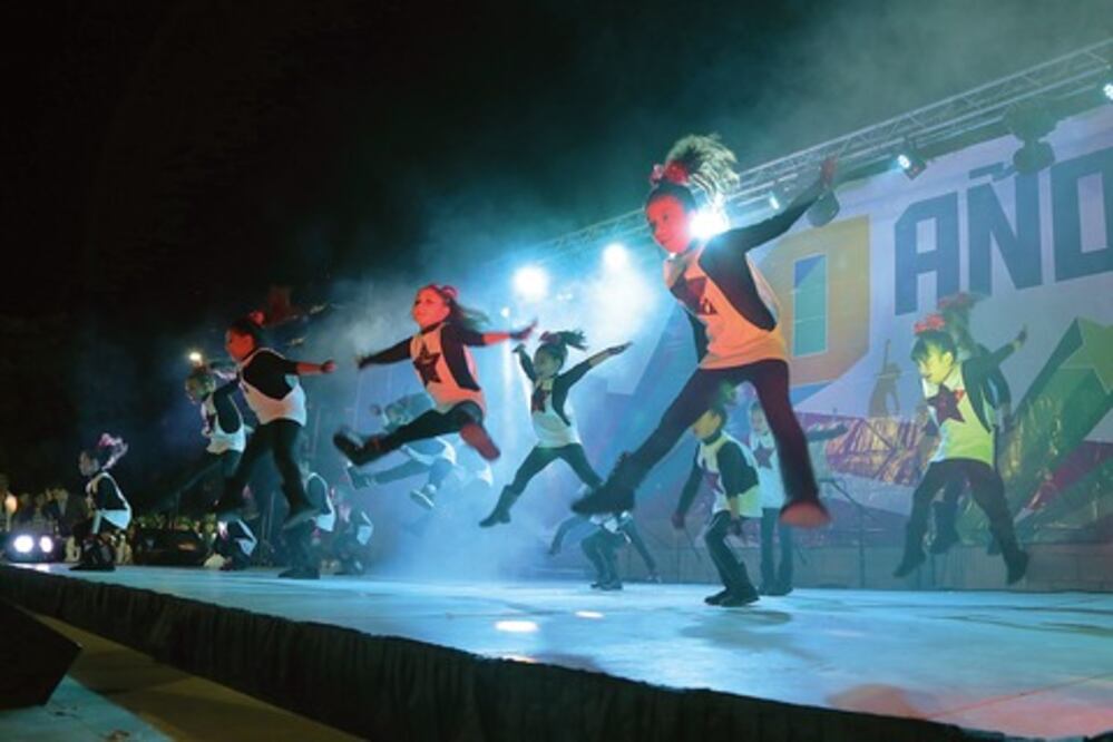 Gran festejo navideño escolar