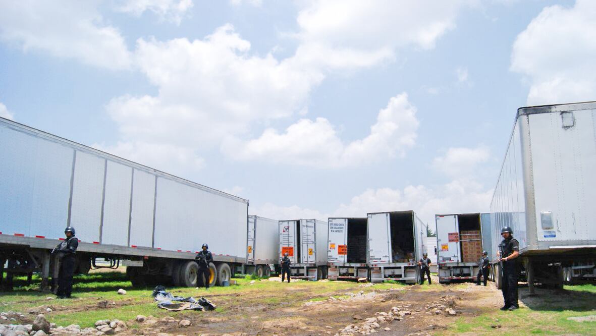 Puebla, donde ayer se localizaron varios vehículos de carga, encabeza la lista de los estados donde se comenten más robos de mercancía