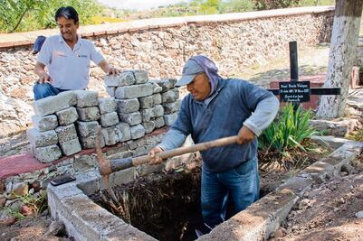 Ofrecen exhumaciones y cremaciones en 130 pesos 