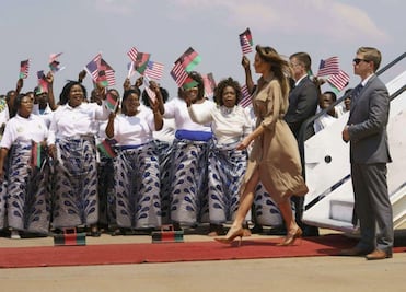 Avión de Melania Trump aterriza de emergencia