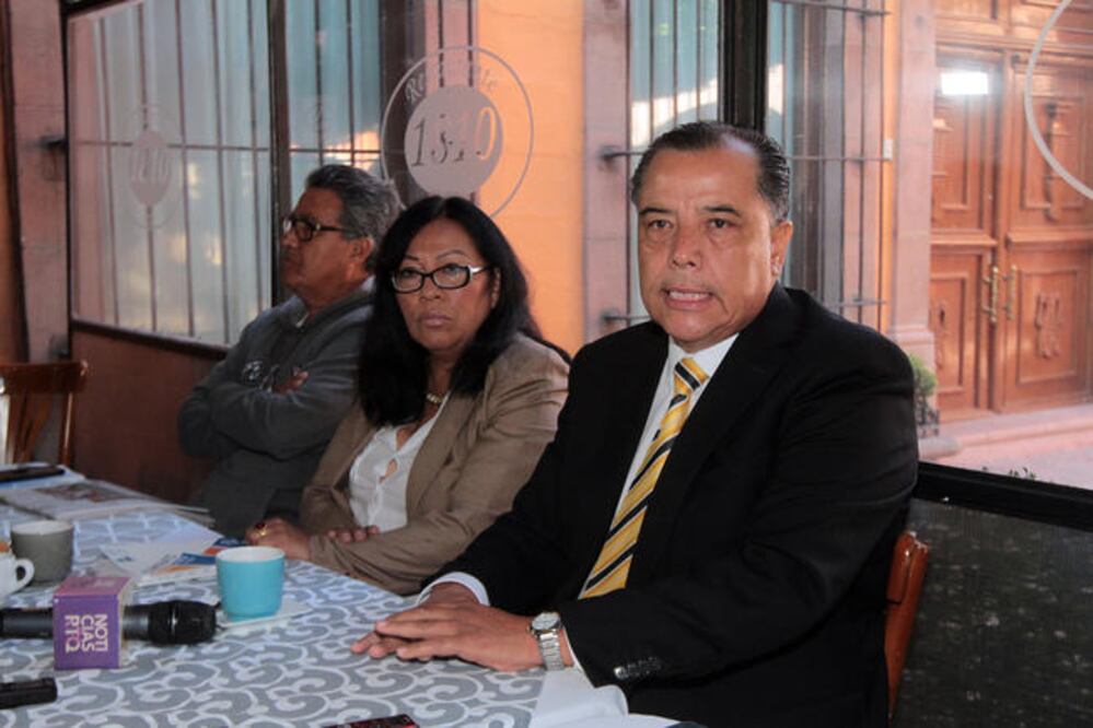 Saúl García Guerrero aseguró que los estudiantes no se vieron afectados por sus inasistencias. (CÉSAR GÓMEZ EL UNIVERSAL)