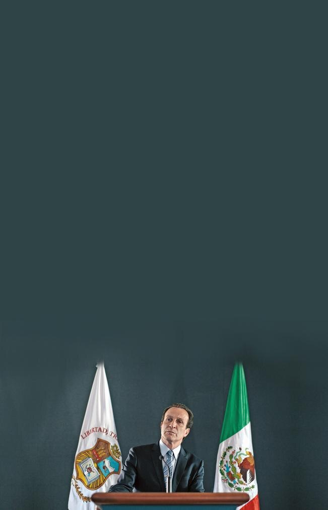 Desenmascaran a políticos mexicanos