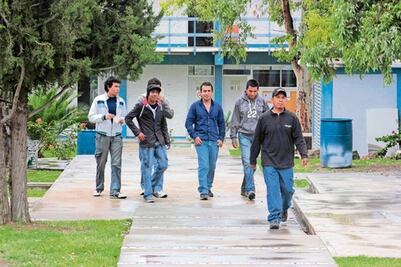  UAQ evitará actos de promoción en debates de candidatos en SJR