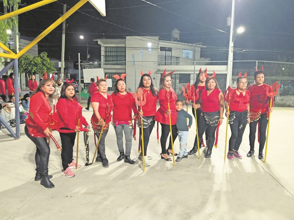 Cumple 12 años la pastorela de la colonia Amalia Solórzano, en Querétaro