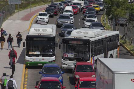 Redistribución del transporte público genera confusión en Querétaro