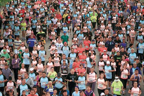 Celebran miles fiesta deportiva