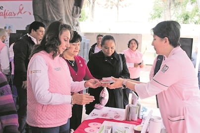 Promueven detección temprana del cáncer de mama, en Querétaro