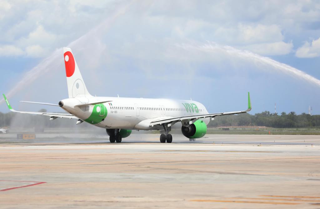 Comienzan vuelos Querétaro–Houston; los opera Viva Aerobus