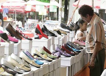 Comercio informal afecta ventas 