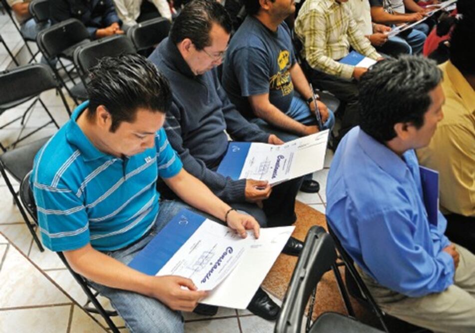 Busca SNE reinserción laboral con cursos