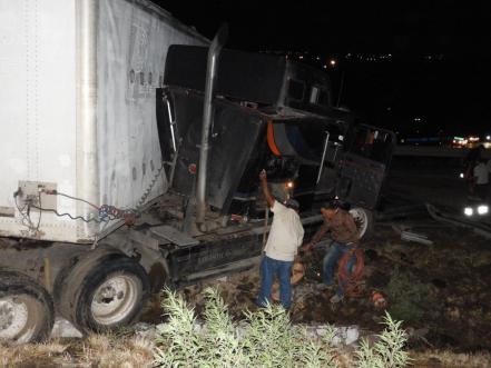 Accidente múltiple paraliza la México-Querétaro 