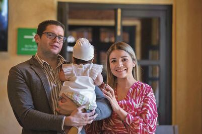 Pareja ejerce su libertad en Querétaro para elegir los apellidos de su hija