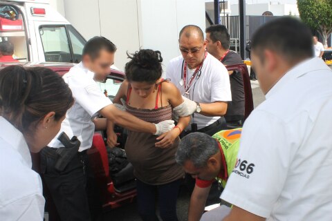 Elementos de la SSPMQ brinda auxilio