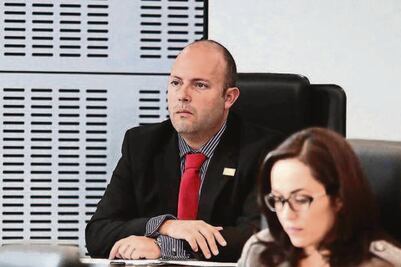 Busca diputado igualdad para mujeres