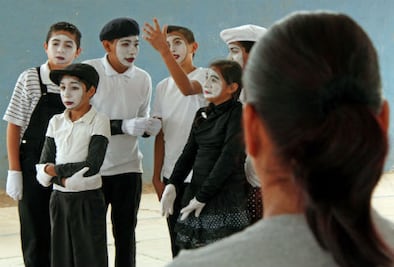 Inician talleres contra la violencia