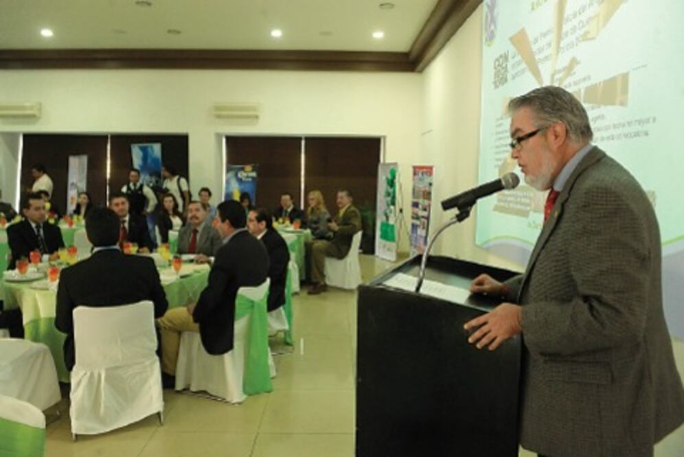      Agentes compiten para ganar título de “Policía del año”