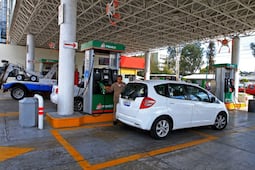 En Querétaro, 20 autos al mes se van sin pagar gasolina