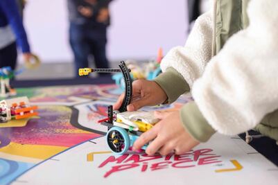 Entregan a estudiantes de Corregidora programa de tecnología