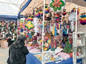 Arranca en Plaza de las Américas el Tianguis Navideño y de Día de Reyes 