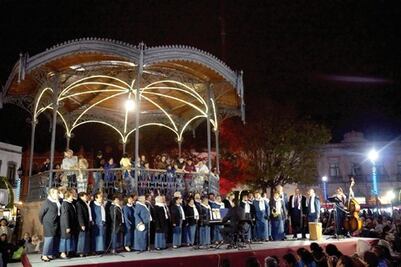 Cantan Gracias a la vida