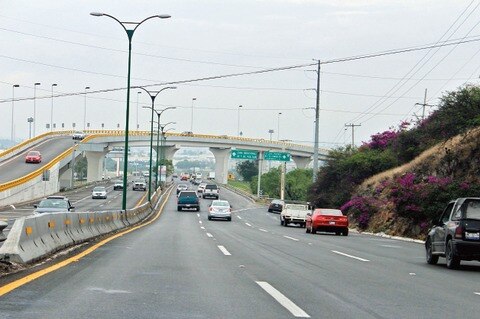 Buscan con cambio de luces una capital más iluminada