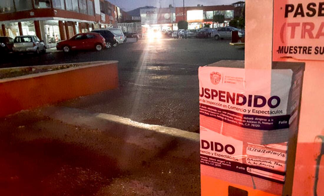 El estacionamiento no contaba con medidas ni señalamientos establecidos en el reglamento, sólo había dos personas cobrando. (RICARDO LUGO. EL UNIVERSAL)