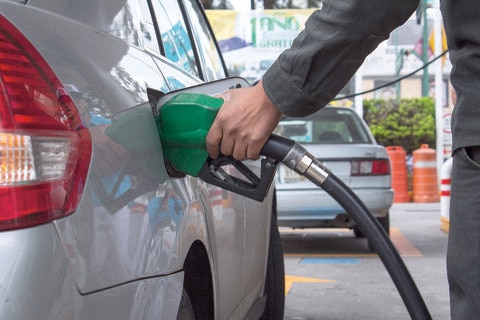 Sancionarán la venta de gasolina