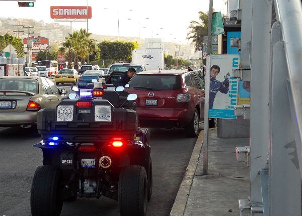 Ebrio conductor se queda dormido en Constituyentes