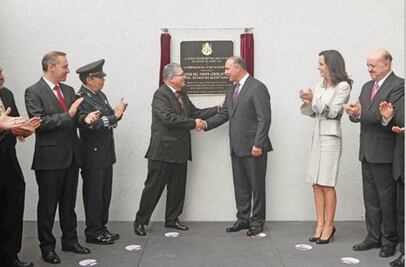 Inauguran histórica sede del Legislativo