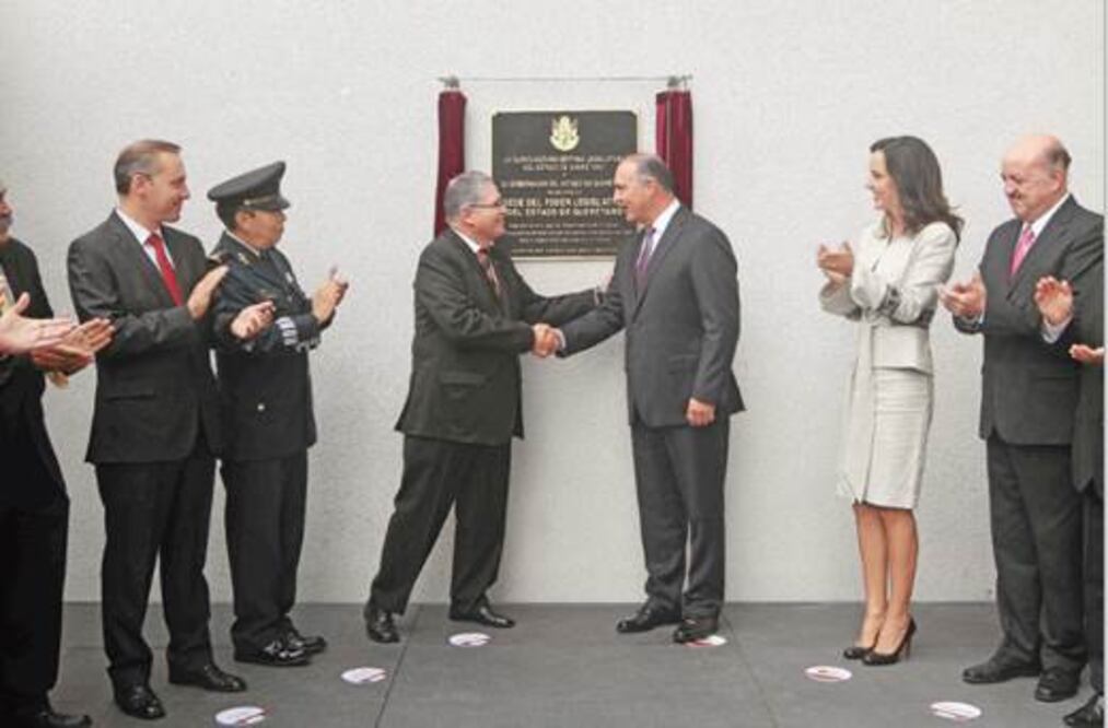 Inauguran histórica sede del Legislativo