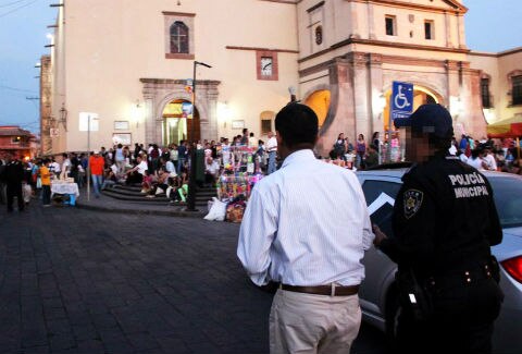 Saldo blanco en días santos