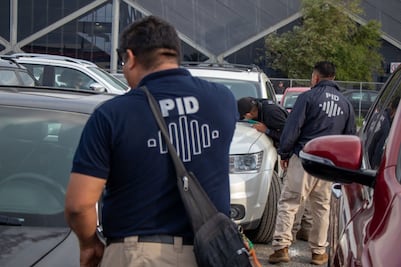 Asegura Fiscalía de Querétaro tres vehículos con irregularidades durante operativo en la Feria Ganadera de San Juan del Río