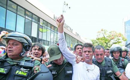 Leopoldo López, opositor venezolano, sale de prisión