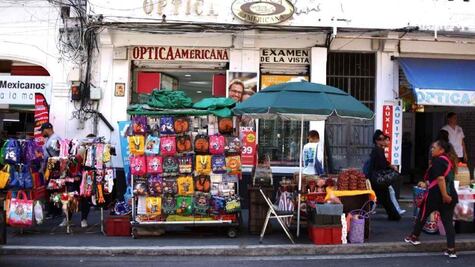 Pirata, 95% de mercancía en negocios informales