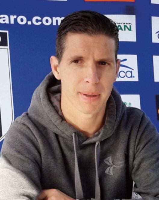 Gallos Blancos se ocupa sólo de su juego