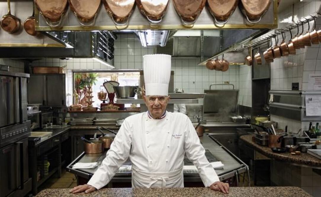 Paul Bocuse fue el creador de la nouvelle cuisine y ganó tres estrellas Michelin. (Crédito AP)