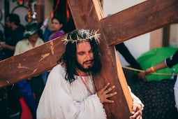 El Marqués reporta saldo blanco en representaciones del Viacrucis