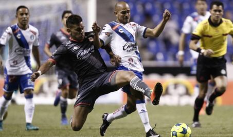 Morelia navega en zona de Liguilla gracias al Puebla