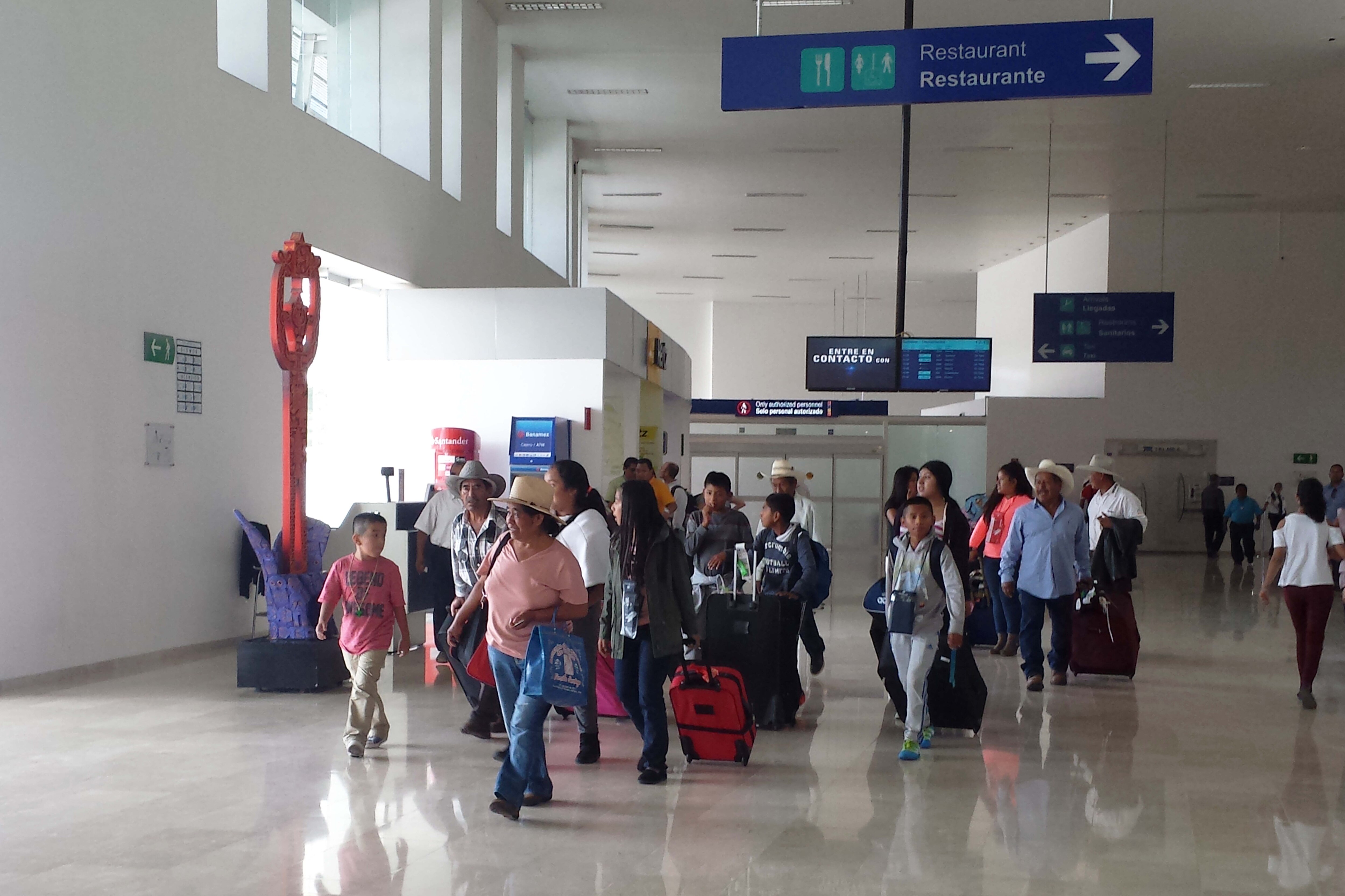 Fraude. Compraban boletos de avión baratos… y los pagan caros