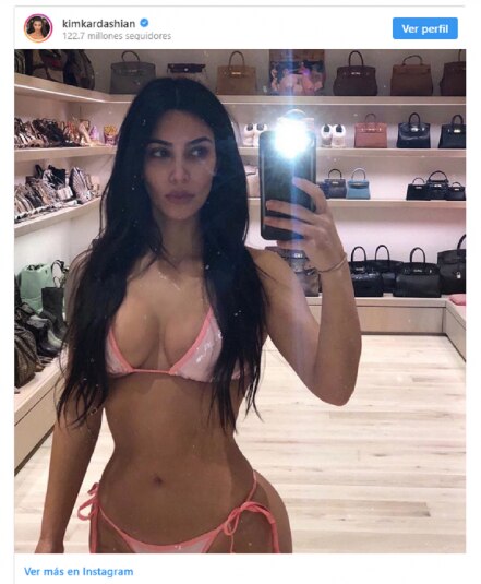 Kim Kardashian incendia las redes con foto en bikini y sin maquillaje