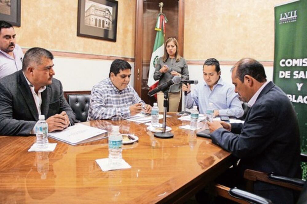 Acuerdan nueva revisión a dictamen