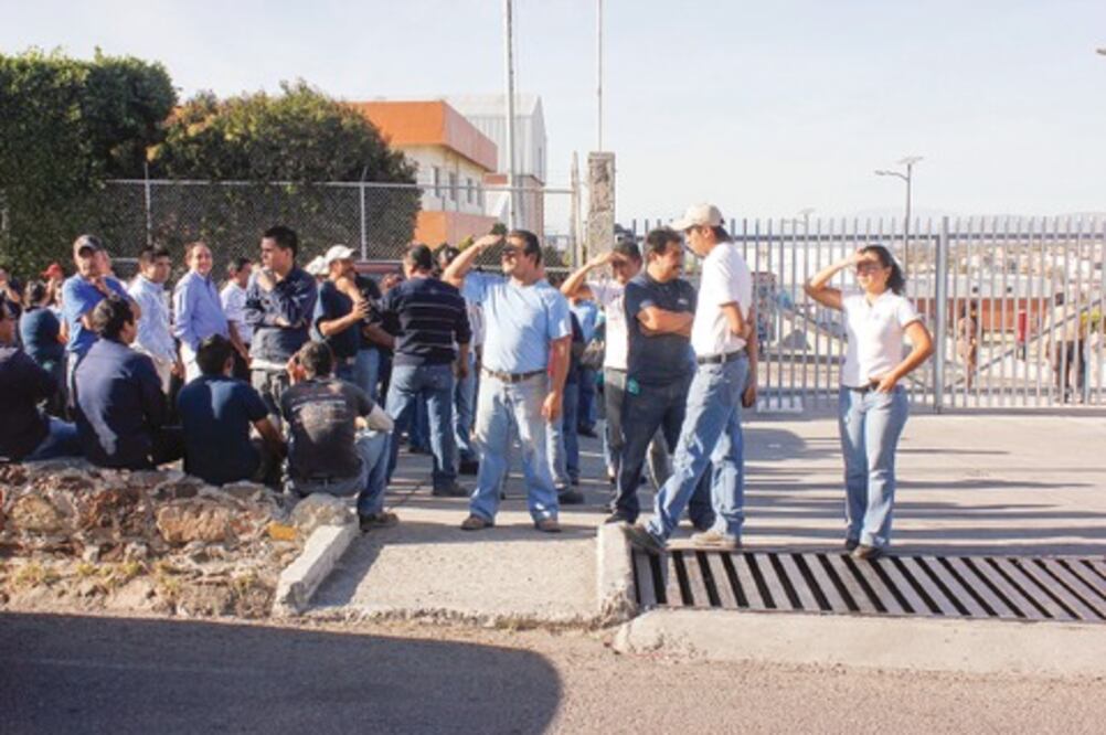 Llaman a jefes a cumplir cuotas