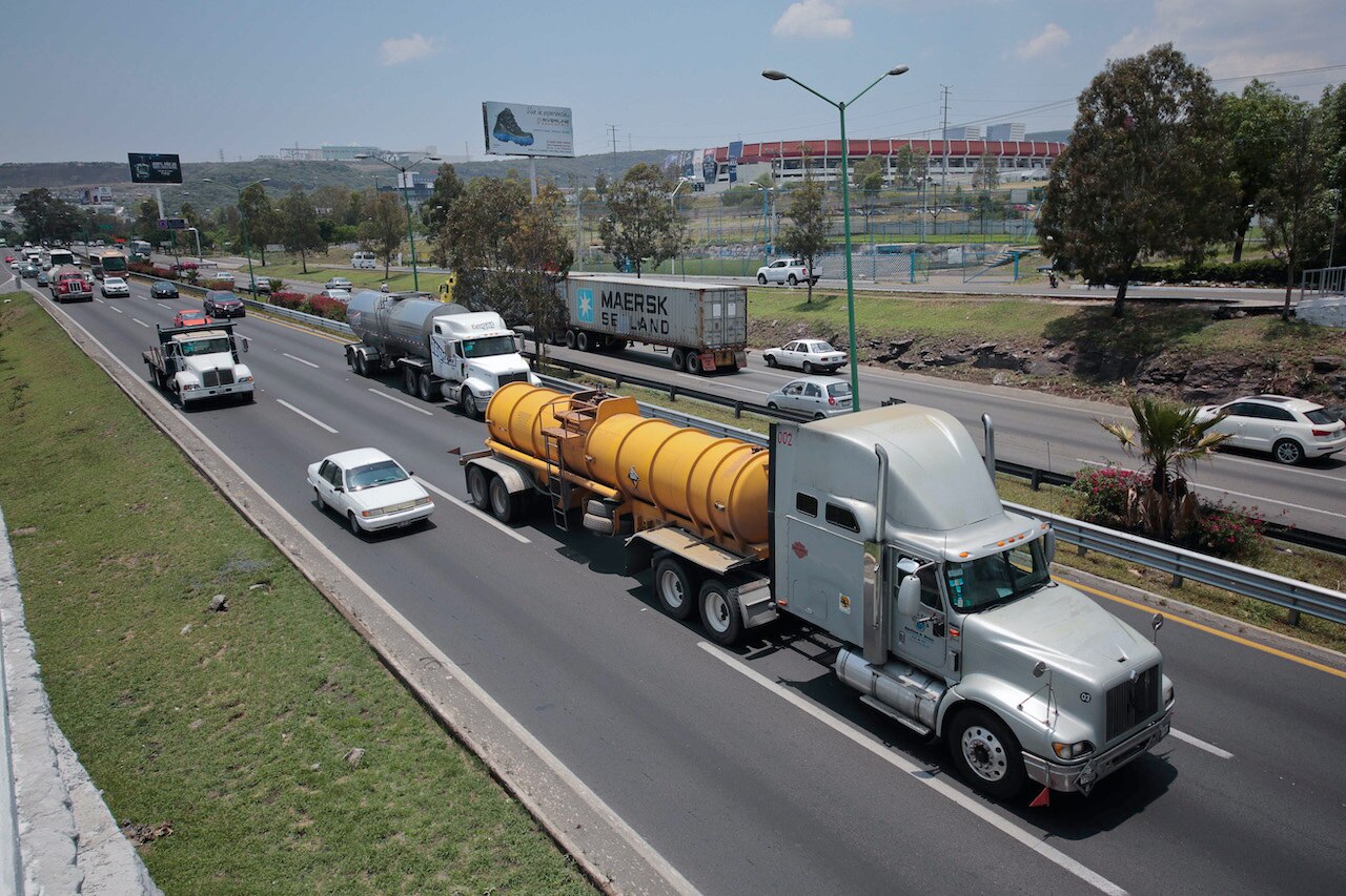 Abren de nuevo registro para vehículos de carga pesada en Querétaro